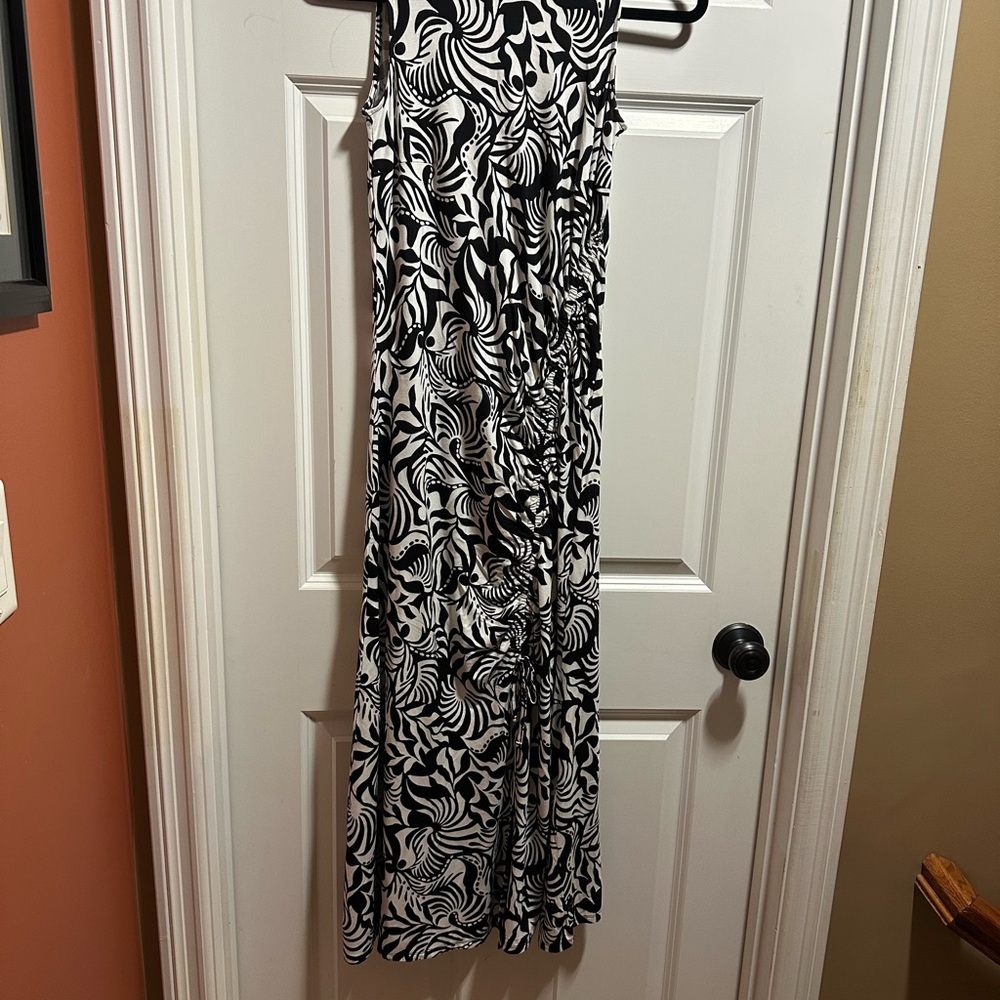 LOFT Monochrome Patterned Dress